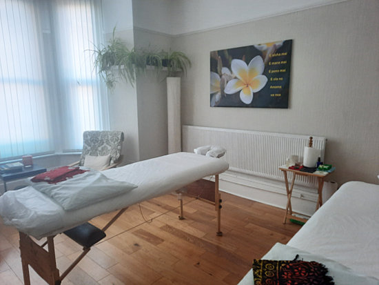 Lomi Lomi Massage Course Studio